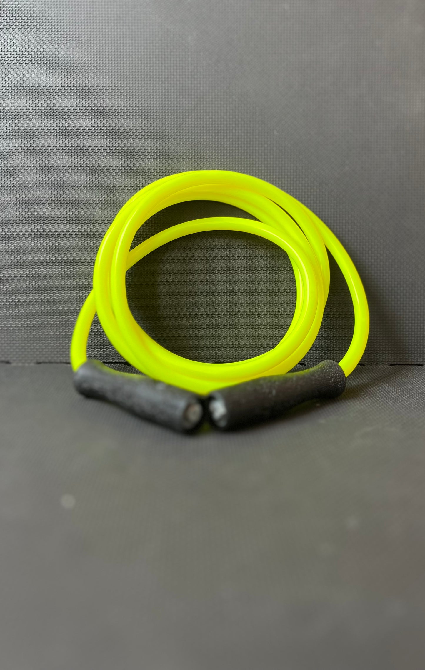 VOLTBURST™ – Neon Surge Edition. Heavy Jump Rope